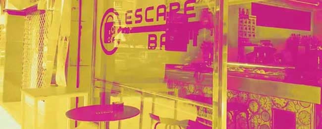 Escape bar